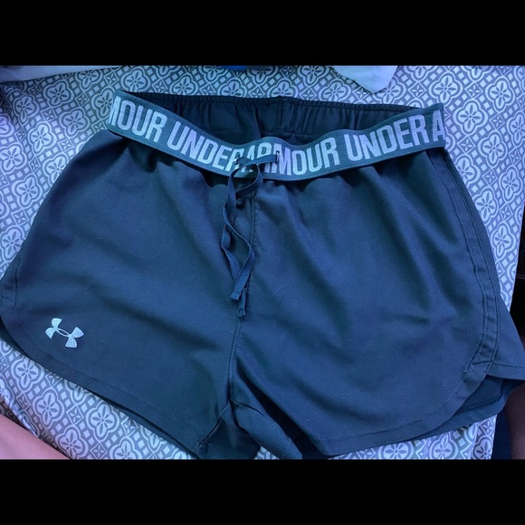 Under Armour Pants - Under Armour Grey Shorts